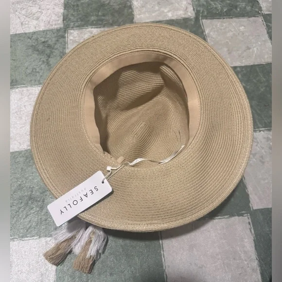 NWT Seafolly Stylish Australia Tan Straw Hat with Tassel